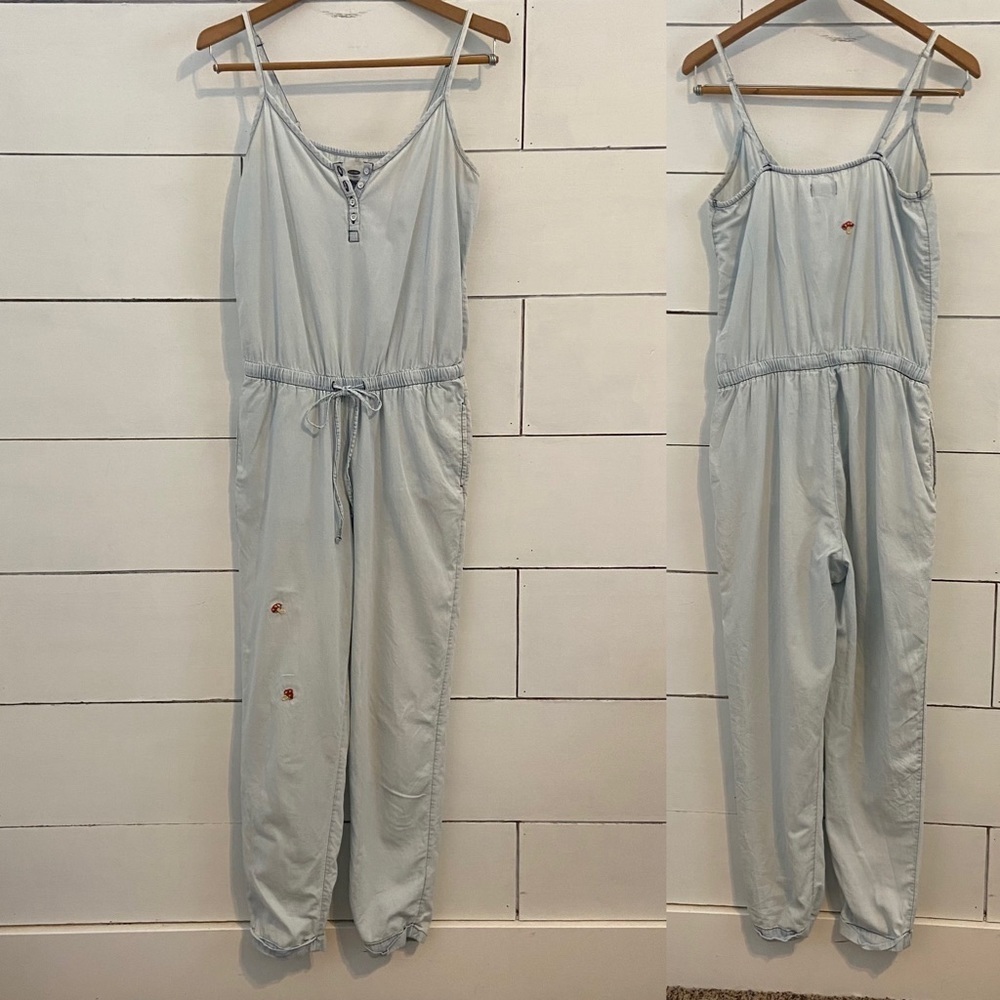 Old Navy Lightweight Light Denim Pantsuit. Size XSmall. - Picture 2 of 11